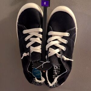 Ladies Mad Love Sneakers size 6